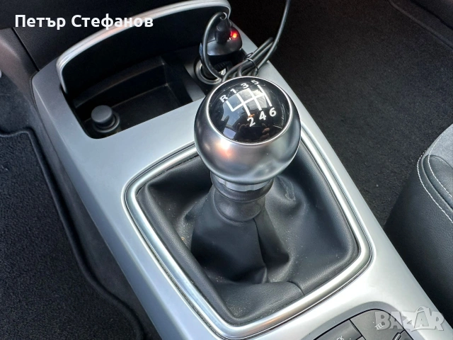 Рено Лагуна 2.0t GT205 4 Control, снимка 7 - Автомобили и джипове - 54298828