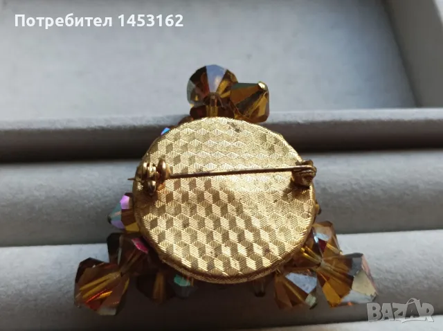 Винтидж брошка , снимка 2 - Колиета, медальони, синджири - 49804874