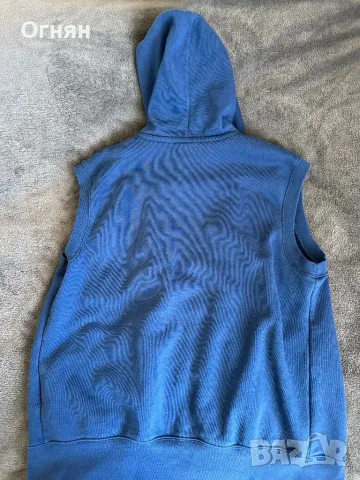 Nike елек с качулка, снимка 4 - Спортни дрехи, екипи - 50008468