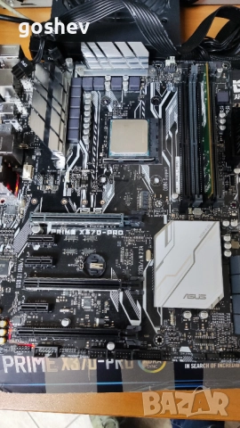 Дънна платка ASUS PRIME X370-PRO АМ4, снимка 3 - Дънни платки - 52669457