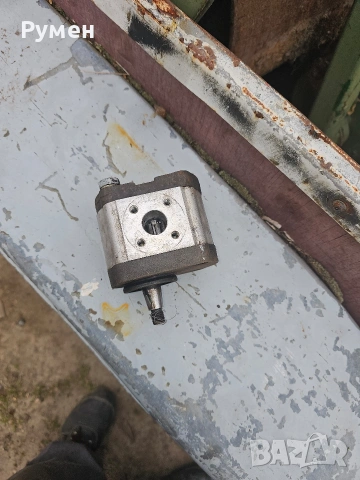 хидравлична помпа, снимка 2 - Индустриална техника - 54205880