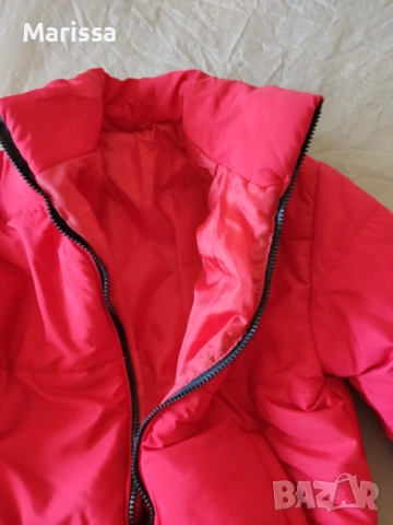 Дамско зимно пухено яке червено – много запазено, снимка 3 - Якета - 53765223