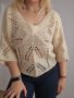 Лек и мек плетен пуловер блуза топ на дупки с V-образно деколте L XL размер, снимка 1 - Блузи с дълъг ръкав и пуловери - 45792463