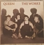 Queen ‎– The Works Издание 1984г Състояние на винила:звука е NEAR MINT Състояние на обложката:NEAR M, снимка 1