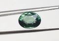 Естествен сапфир в искрящ зелен цвят 0.94кт.! Сертифициран! нов!, снимка 11