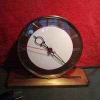 Германски настолен часовник на ток ROVITA, снимка 1 - Антикварни и старинни предмети - 45465031