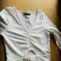 Дамска блуза, снимка 2 - Блузи с дълъг ръкав и пуловери - 44971367