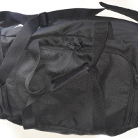 Спортна чанта Puma. Размери 88 x 28 x 26 см, снимка 5 - Чанти - 45002209