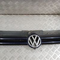Решетка VW Golf 4 2000г.	, снимка 1 - Части - 45822549