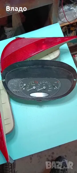 Продавам табло и задни светлини за Ланчия, снимка 1