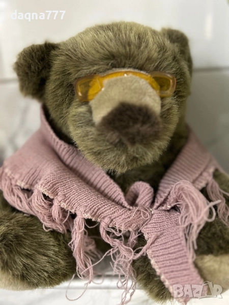 Vtg Скъпоценно плюшено мече Плюшена играчка Баба Очила Шал  90-те Vtg, снимка 1