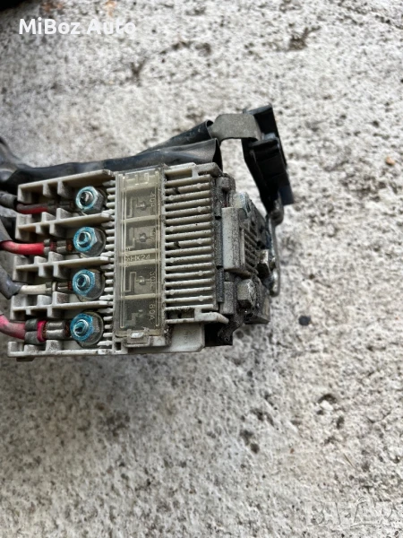 Клема плюс Мицубиши Аутлендър 2 Mitsubishi Outlander (2006-2012), снимка 1