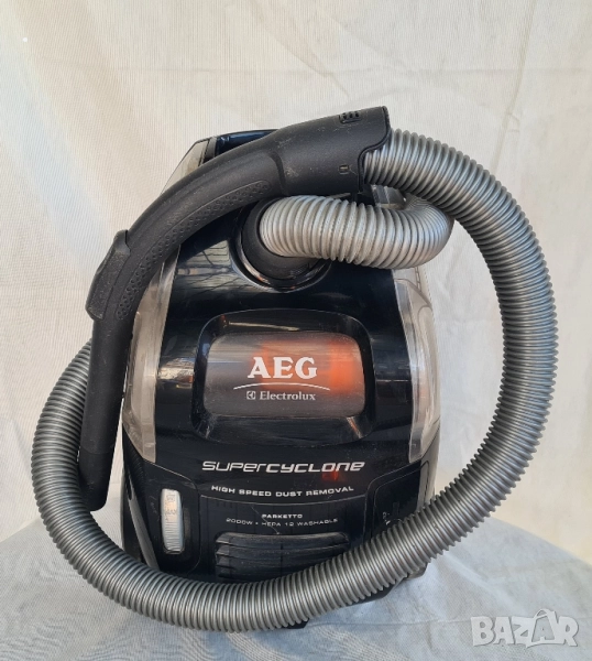 Прахосмукачка AEG Electrolux без торба , снимка 1