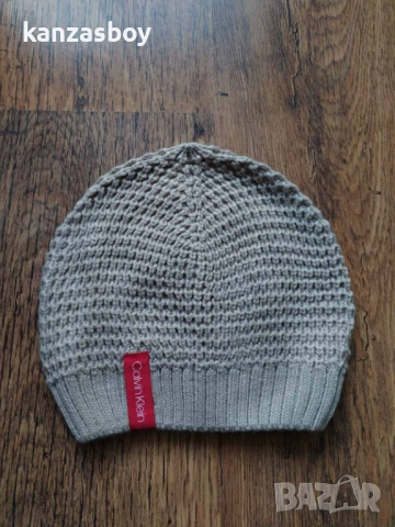 calvin klein - страхотна дамска шапка КАТО НОВА, снимка 3 - Шапки - 53505099