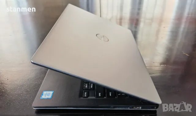 Продавам TouchScreen лаптоп Dell XPS 13 9350/4x2.2ghzThr/IPSматFullHD13сКам/16gb/ssd512gb/4ч.бат/Све, снимка 8 - Лаптопи за работа - 47302995