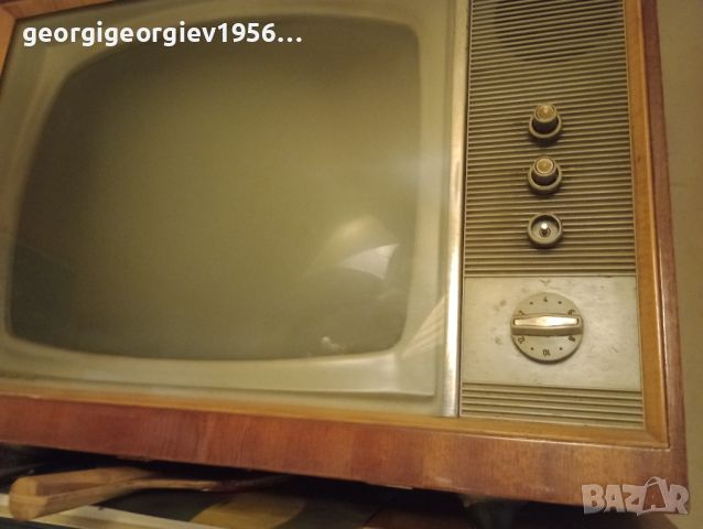 Продавам телевизор Пирин, снимка 1 - Антикварни и старинни предмети - 45859826
