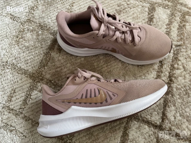 Маратонки Nike, снимка 2 - Маратонки - 50484118