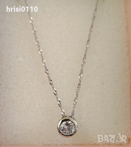 Ново нежно сребърно колие с висулка с нежен цирконий , снимка 1 - Колиета, медальони, синджири - 46262104