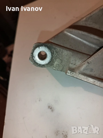 Alfa Romeo 147, 156 GT горна опора дясна оем 60625001, снимка 3 - Части - 53643133