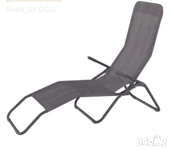 Шезлонг с изчистен дизайн 