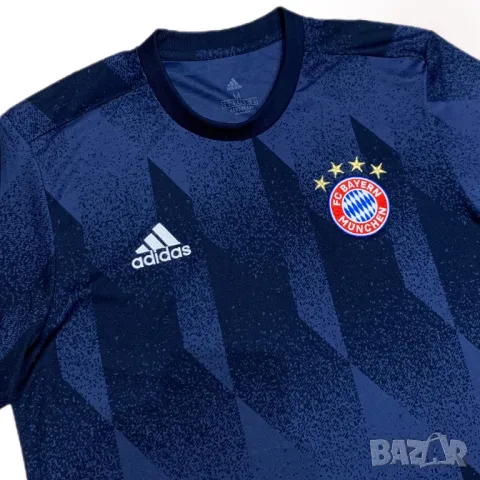 Оригинална мъжка тениска Adidas x Bayern München | M размер, снимка 2 - Тениски - 47455927