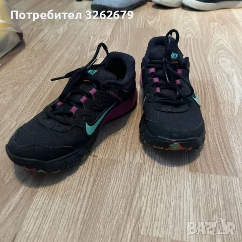 Nike zoom gore tex 100% оригинални размер 39, снимка 4 - Маратонки - 47943906