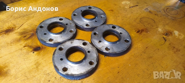Дистанциални фланци 20 мм