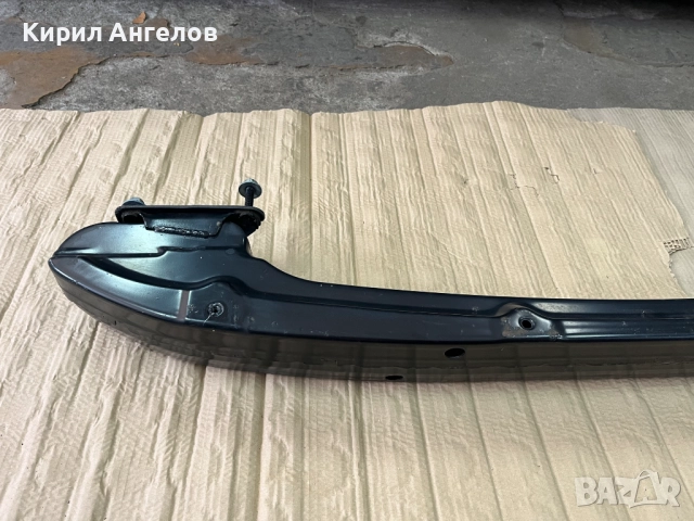Гредата на задната броня за Mercedes C-class W203 Купе, снимка 2 - Части - 51527873