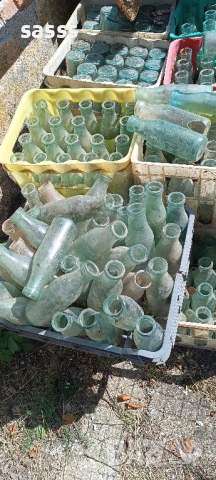 Продавам стари бутилки, снимка 2 - Други ценни предмети - 51708705