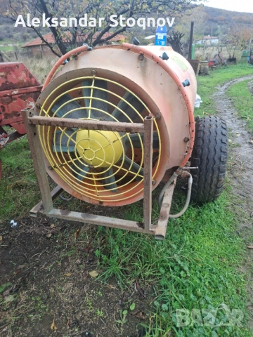 Вентилаторна пръскачка, снимка 2 - Селскостопанска техника - 52541766
