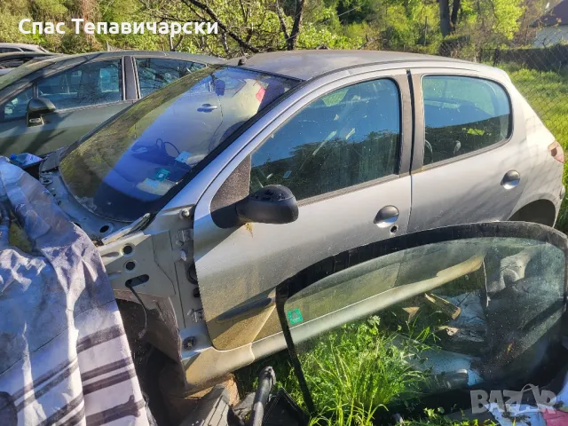 Продавам врати за ситроен ц4 2006г.