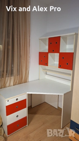 Детско бюро с надстройка 