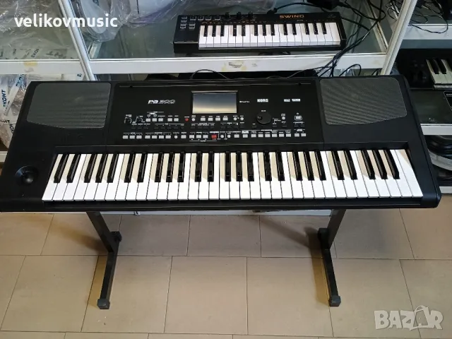 Синтезатор Korg PA-300 (в гаранция), снимка 1 - Синтезатори - 47191411