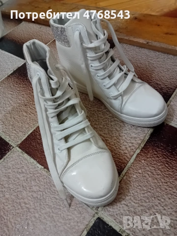 Дамски боти