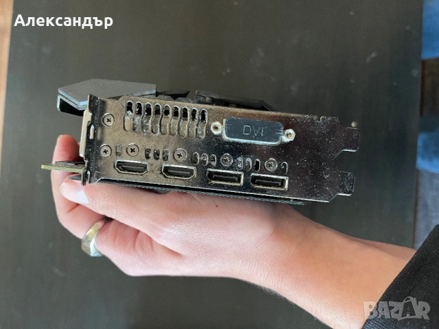 Asus ROG Strix 1070 TI 8G, снимка 4 - Видеокарти - 53634249