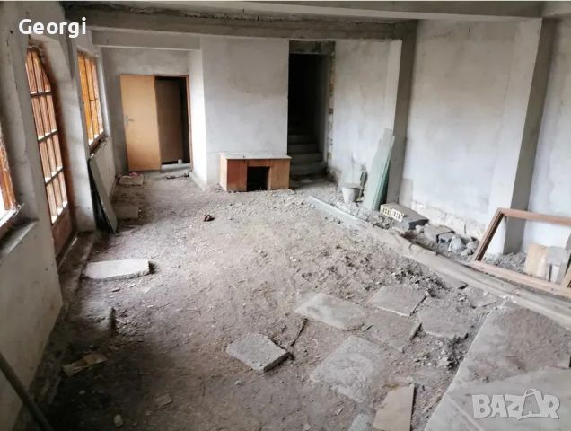 Продавам къща в село Дибич, област Шумен, 172 кв.м., 66 000 лв., снимка 3 - Къщи - 45227636