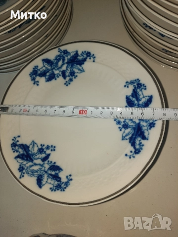 Сервиз от порцеланови чиний с кобалтови рисунки и платинен кант, снимка 8 - Сервизи - 51723757