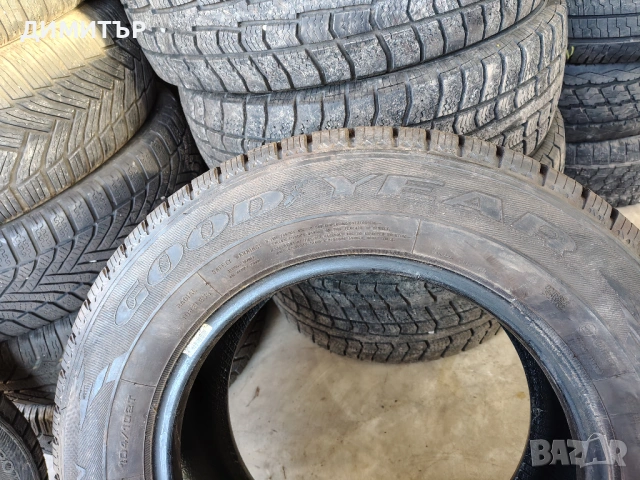 4бр.зимни гуми GOOD YEAR 215 65 15C DOT18 цена за брой, снимка 5 - Гуми и джанти - 53921094