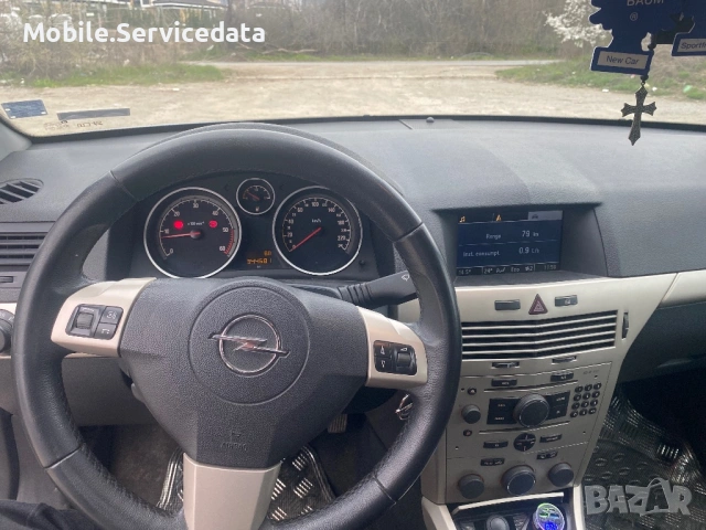 Opel Astra 1.9CDTI 120к.с, снимка 7 - Автомобили и джипове - 54007818