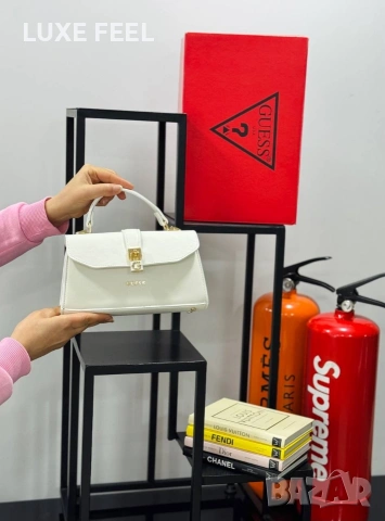 Guess ✨Дамски Чанти , снимка 3 - Чанти - 53737202