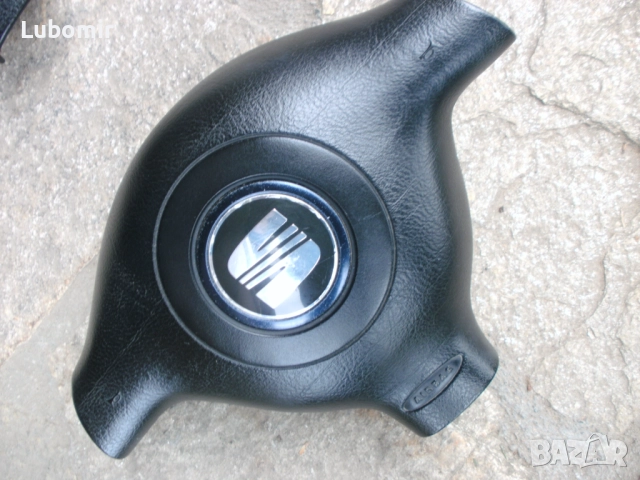 Айр-бег трилъчев за Фолксваген Голф 4, Бора,Пасат 4,5, Сеат Леон, Толедо и други !, снимка 4 - Аксесоари и консумативи - 52146903