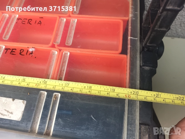 Куфар за инструменти Black & Decker , снимка 7 - Куфари с инструменти - 52166027