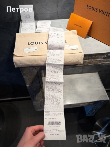 100% ОРИГИНАЛЕН Louis Vuitton Clutch Voyage MM + бележки и кутия, снимка 11 - Чанти - 54045199