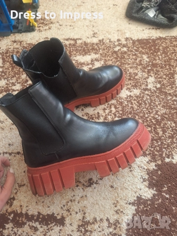 Дамски боти 40