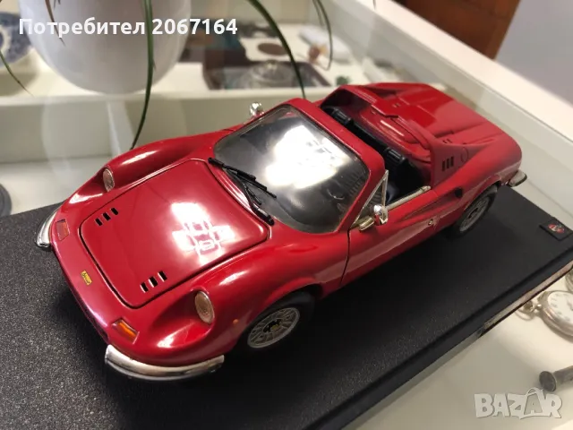 Ferrari Dino 246 1/18, снимка 2 - Колекции - 47094406