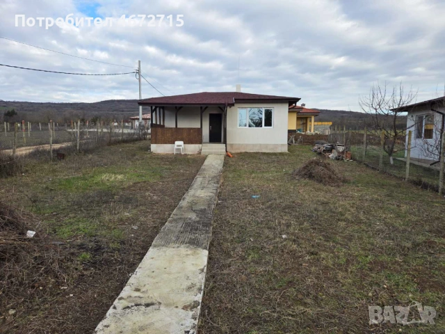 Продава се къща, снимка 3 - Къщи - 52705636