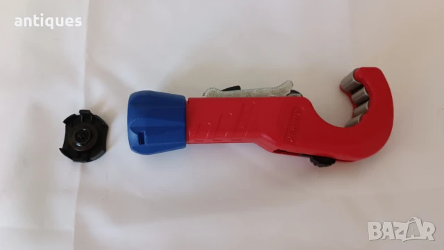 Тръборез за медни и неръждаеми тръби Knipex TubiX Ø 6-35 мм, 90 31 02 SB, снимка 10 - Други инструменти - 50970240