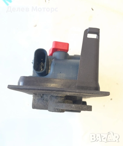 A0008202303 механизъм за отваряне на капачката на резервоара от Mercedes CLA 180 Sport, снимка 2 - Части - 51835604