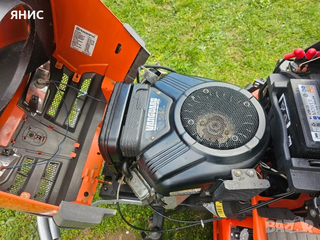 ТРАКТОРНА КОСАЧКА HUSQVARNA 21.КОНЯ. ПЕРФЕКТНА , снимка 11 - Градинска техника - 54295792