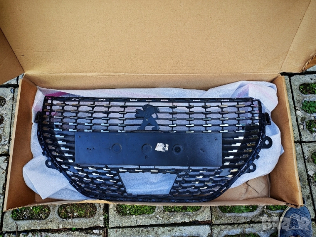 Предна решетка в броня Peugeot 208 2022